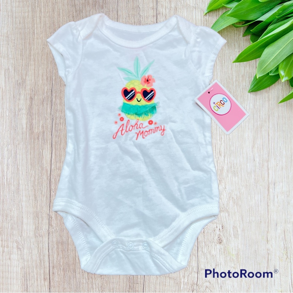 Bodysuit/onesie 3-6M NWT